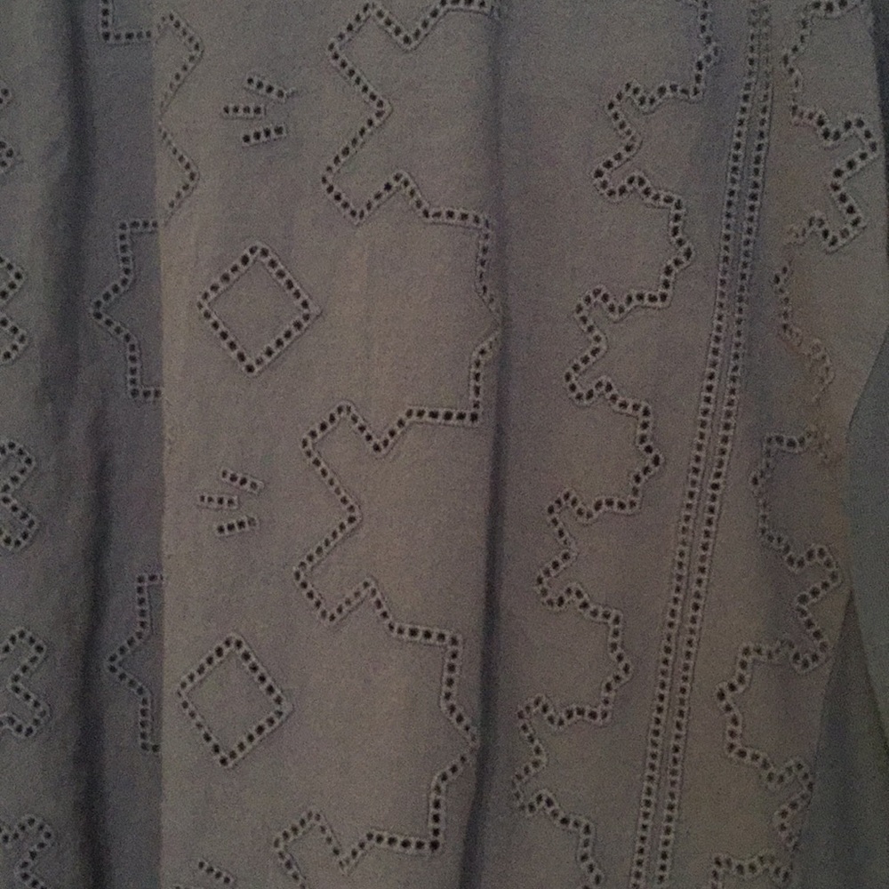 Top - Picture 2 of 2